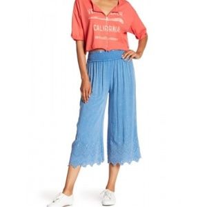 NWT Vintage Havana capris